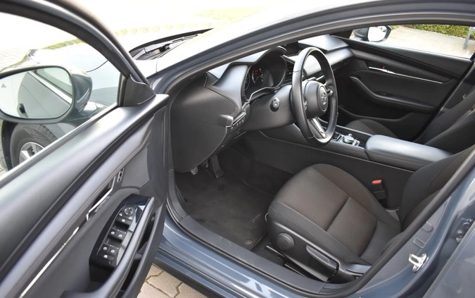 Mazda 3 cena 89999 przebieg: 67397, rok produkcji 2019 z Dąbie małe 79